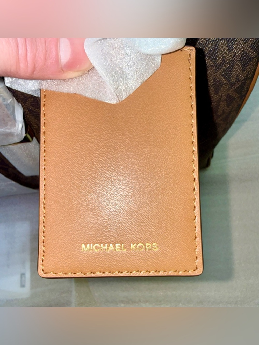 Michael Kors Brown & Black Stripe Bedford XLTravel Duffle & Matching wristlet - Picture 11 of 16